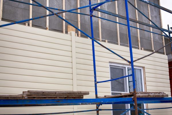 Loose Cladding Repair in Riverton